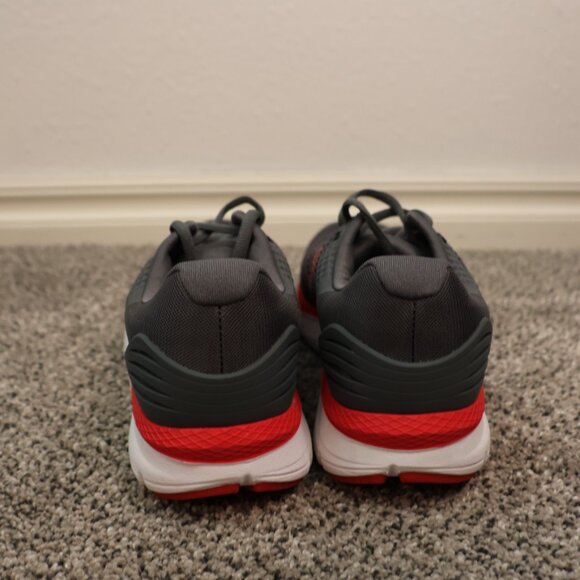 Under Armour Men's Charged - Picture 3 of 9